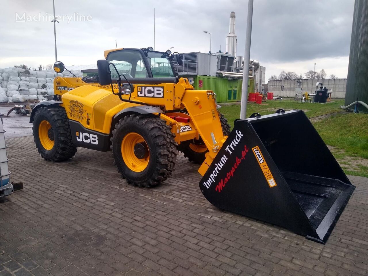 JCB 535-95 Teleszkópos rakodó teleskopski utovarivač